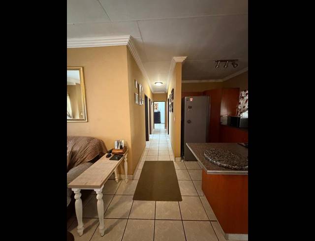 3 BEDROOM TOWNHOUSE FOR SALE IN MOKOPANE CENTRAL